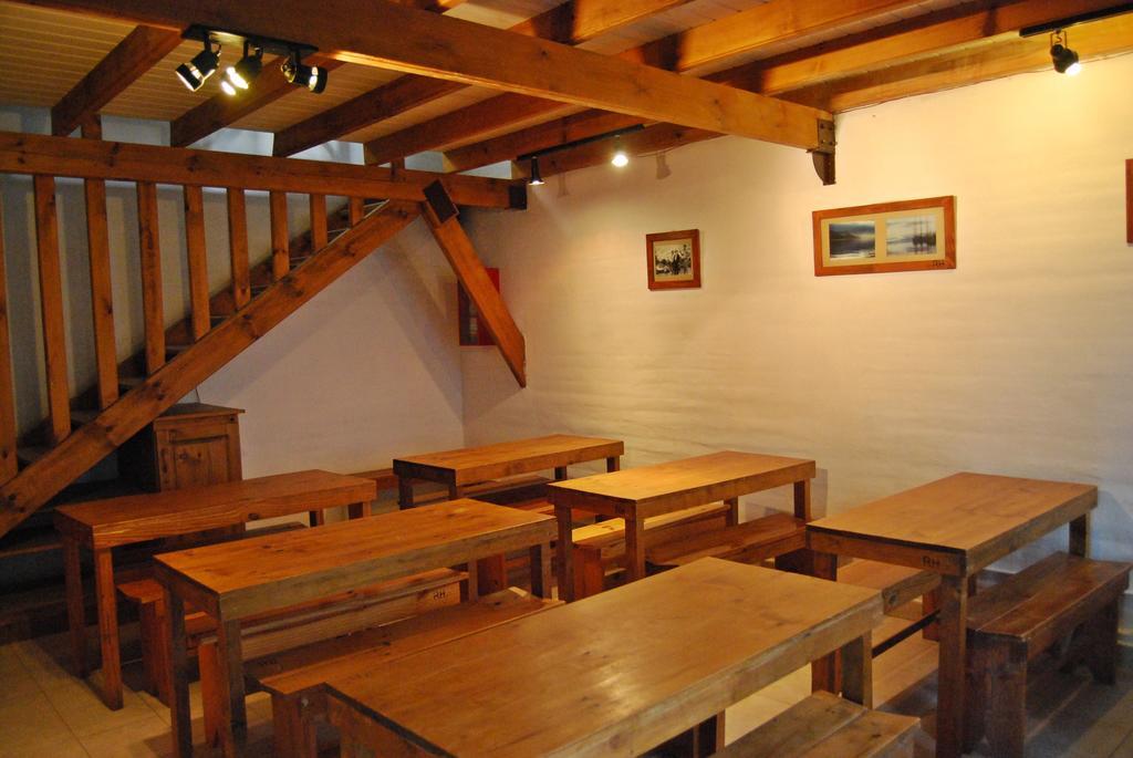 Ruca Hue Aparthotel Puerto Madryn Room photo
